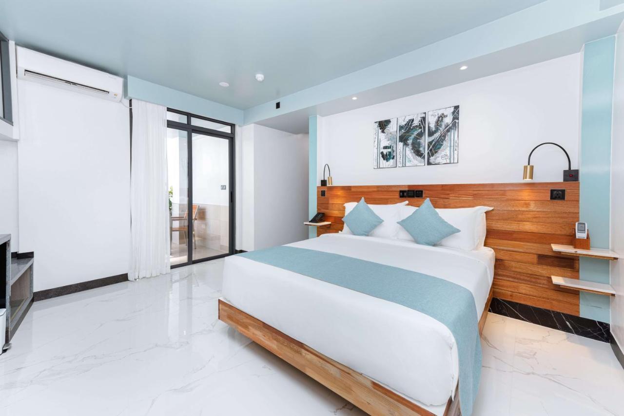 Marukab Plaza 4* Male