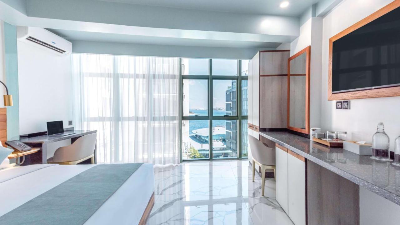 Marukab Plaza 4* Male